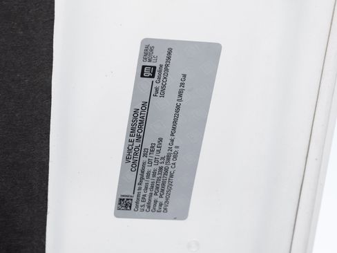 Used 2023 Chevrolet Suburban LT image 17