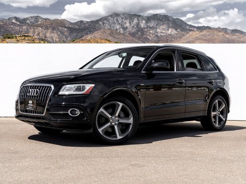 Used 2017 Audi Q5 3.0T Premium Plus w/ Technology Package AWD/4WD image 1