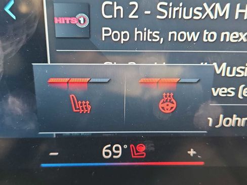 Certified 2024 BMW X1 xDrive28i w/ Premium Package image 22