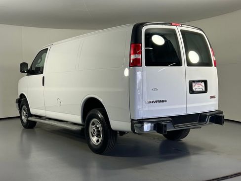 Used 2024 GMC Savana 2500 w/ Driver Convenience Package RWD image 5