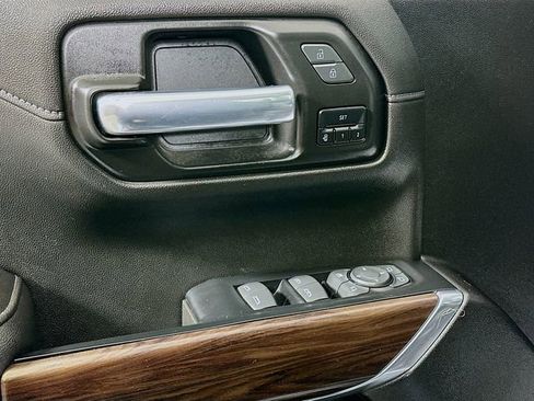 Used 2022 GMC Sierra 1500 SLT w/ SLT Premium Package image 18