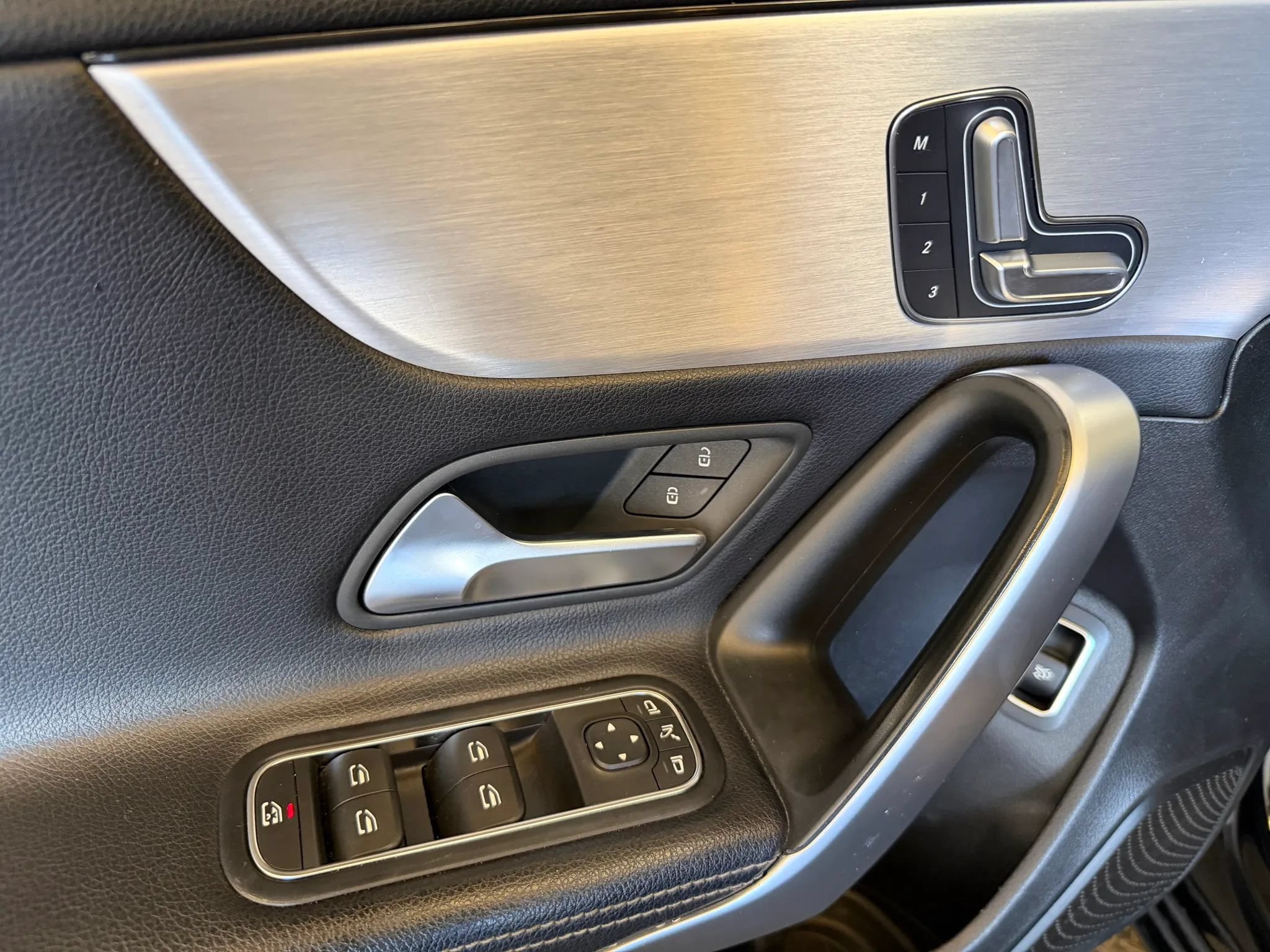 Used 2019 Mercedes-Benz A 220 4MATIC image 9