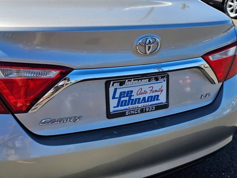 Used 2015 Toyota Camry LE FWD image 23
