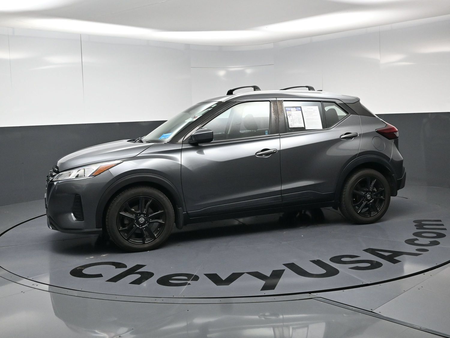 Used 2021 Nissan Kicks SV w/ Interior Electronics Package FWD image 6