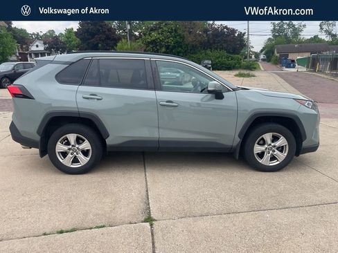Used 2021 Toyota RAV4 XLE w/ Convenience Package AWD/4WD image 1