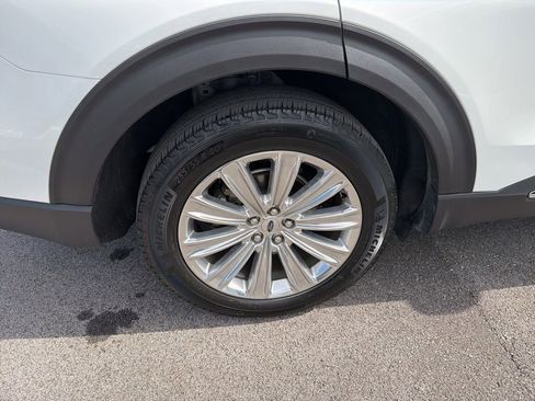 Used 2020 Ford Explorer Limited AWD/4WD image 13