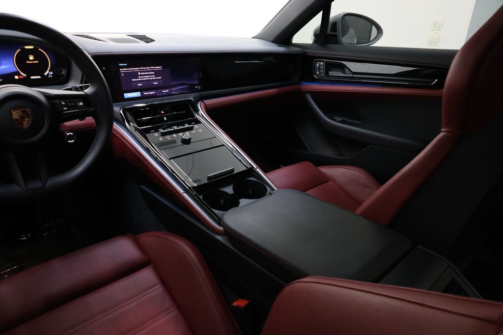 Used 2026 Porsche Panamera image 75