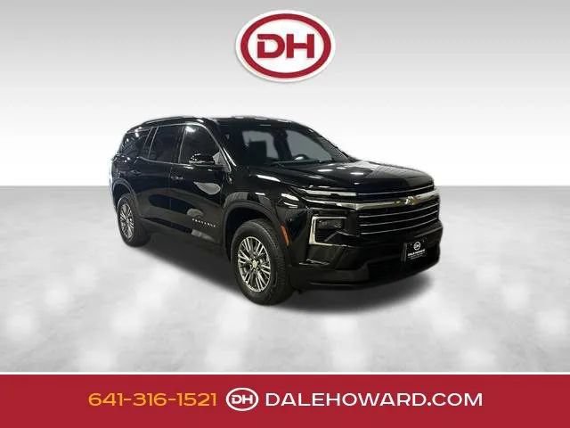Used 2025 Chevrolet Traverse LT w/ Driver Confidence Package AWD/4WD image 1