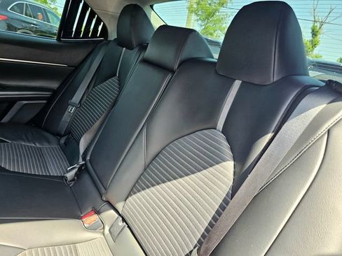 Used 2024 Toyota Camry SE FWD image 24
