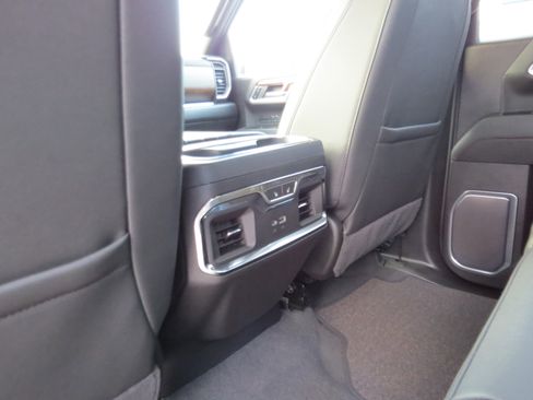 New 2026 Chevrolet Silverado 1500 High Country w/ Technology Package AWD/4WD image 16