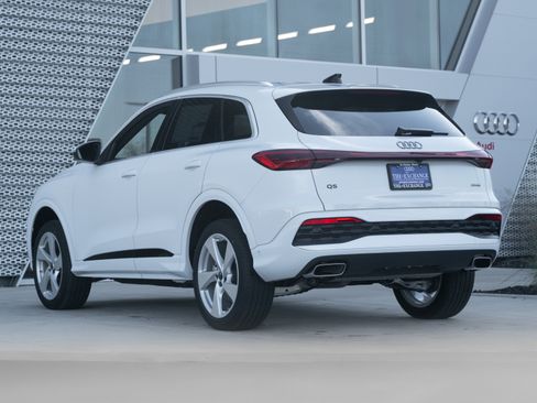 New 2025 Audi Q5 Premium Plus image 5