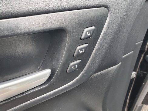 Used 2015 Toyota Highlander Limited Platinum image 11