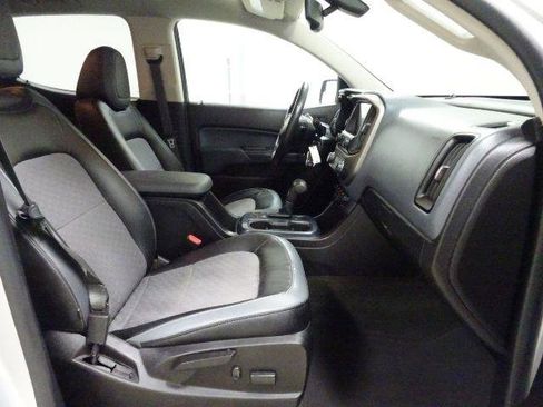 Used 2016 Chevrolet Colorado Z71 image 41