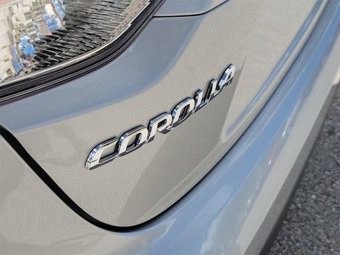 Used 2026 Toyota Corolla LE image 6