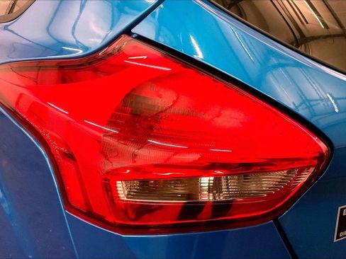 Used 2017 Ford Focus SEL w/ Cold Weather Package image 28