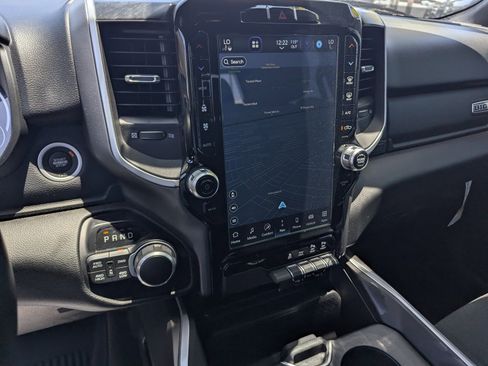 Used 2022 RAM 1500 Big Horn AWD/4WD image 10