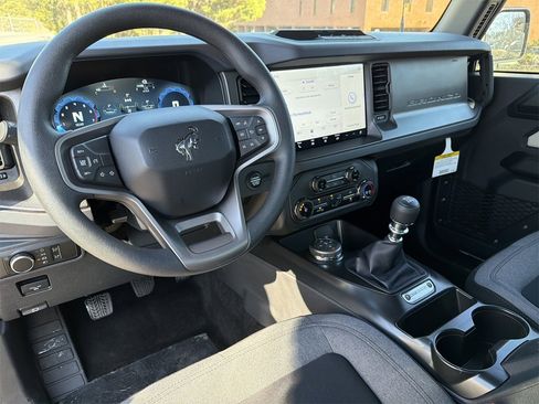 New 2025 Ford Bronco Base w/ Sasquatch Package image 2