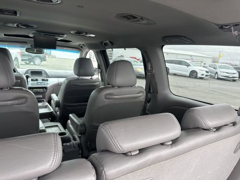 Used 2010 Honda Odyssey EX-L image 11