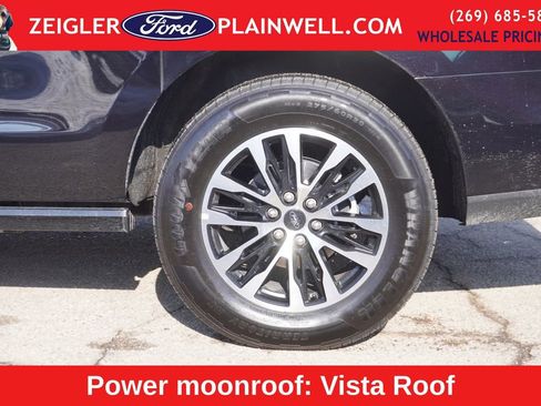 Used 2025 Ford Expedition Max Platinum image 9