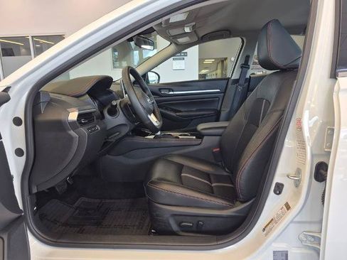 Certified 2025 Nissan Altima 2.5 SR AWD/4WD image 14