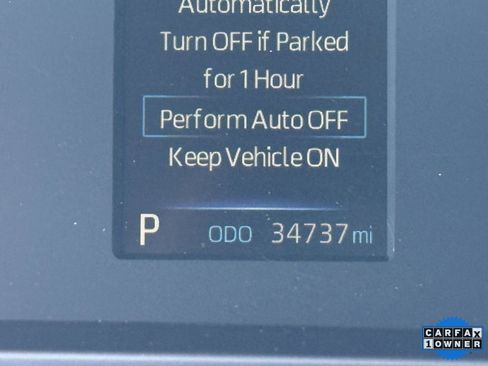 Used 2022 Toyota Tundra SR5 w/ Convenience Package image 33