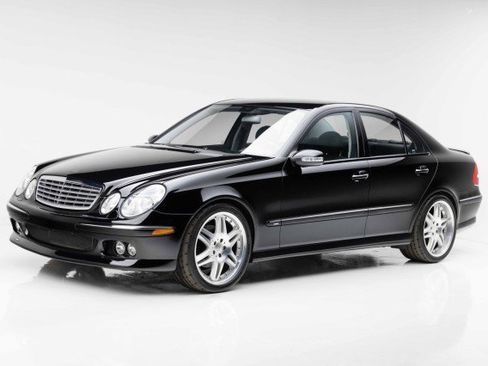 Used 2005 Mercedes-Benz E 500 Sedan image 9