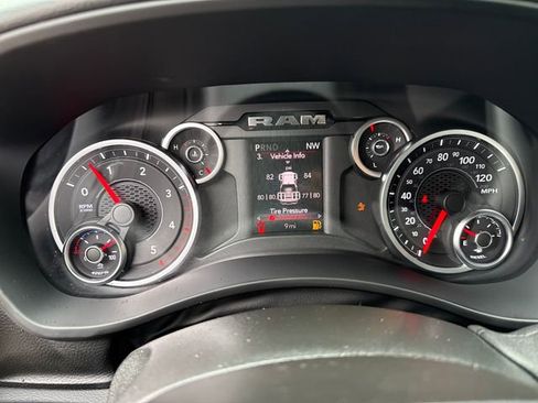 New 2026 RAM 3500 Big Horn AWD/4WD image 19