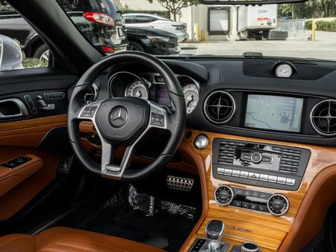 Used 2016 Mercedes-Benz SL 550 image 22