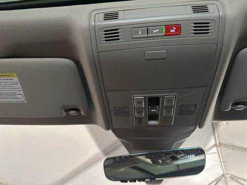 New 2026 Volkswagen Jetta SE FWD image 20