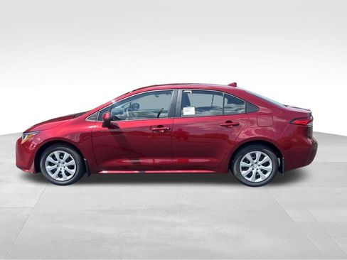 New 2026 Toyota Corolla LE FWD image 2