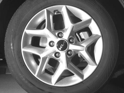 Used 2025 Kia Soul LX w/ LX Technology Package image 13