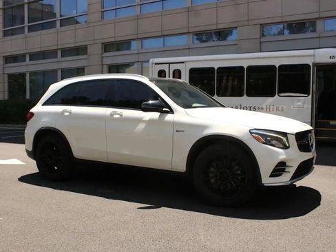 Used 2019 Mercedes-Benz GLC 43 AMG 4MATIC image 2