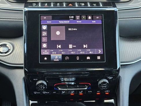Used 2024 Jeep Grand Cherokee L Laredo RWD image 13