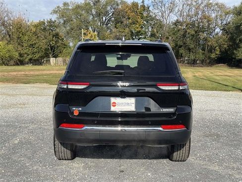 New 2025 Jeep Grand Cherokee Laredo w/ Luxury Tech Group I image 20