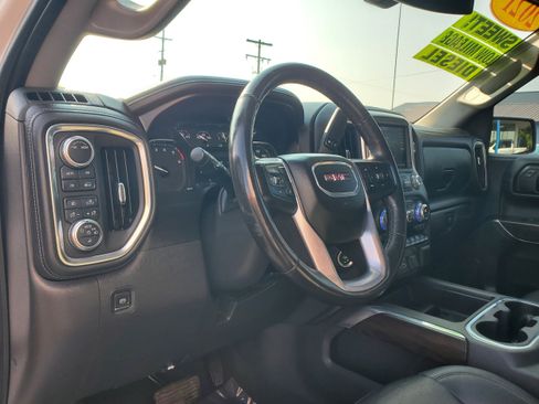 Used 2021 GMC Sierra 1500 SLT w/ SLT Premium Package AWD/4WD image 10