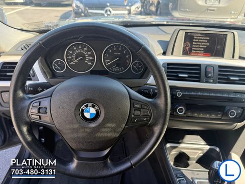 Used 2015 BMW 320i xDrive Sedan AWD/4WD image 9