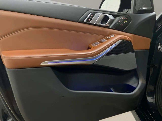 Used 2024 BMW X7 M60i w/ Executive Package AWD/4WD image 29