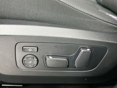 New 2026 BMW X3 xDrive30 w/ Premium Package image 18