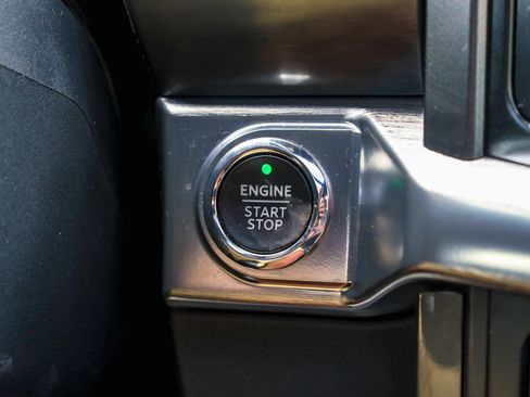 Used 2021 Ford F150 Lariat w/ Equipment Group 502A High AWD/4WD image 18