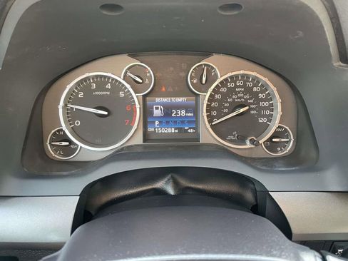 Used 2016 Toyota Tundra SR5 w/ SR5 Upgrade Package image 34