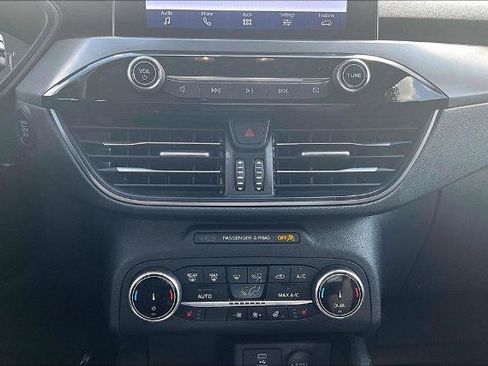 Certified 2023 Ford Escape Active AWD/4WD image 31