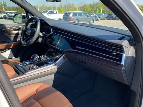 Used 2020 Audi Q7 2.0T Premium Plus w/ Premium Plus Package image 32