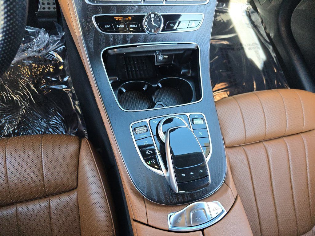 Used 2018 Mercedes-Benz E 400 Cabriolet image 31