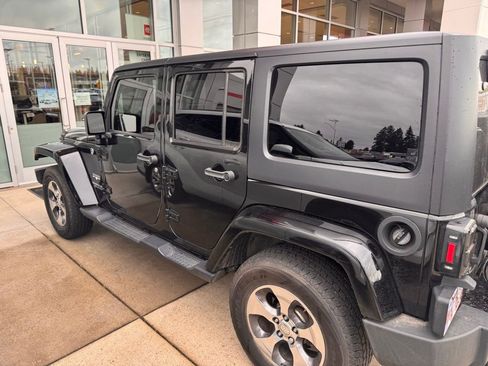 Used 2017 Jeep Wrangler Unlimited Sahara w/ Max Tow Package image 2