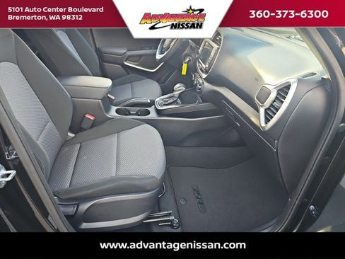 Used 2023 Kia Soul LX FWD image 19