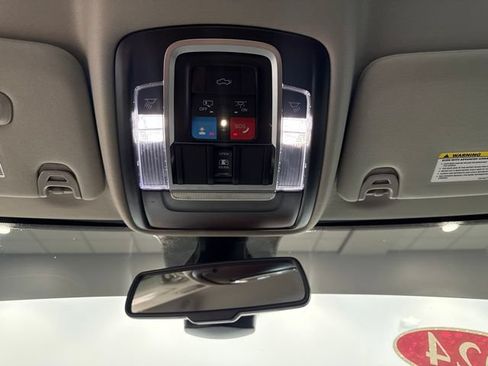 Used 2024 RAM 2500 Laramie AWD/4WD image 40