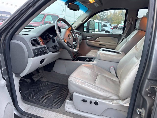 Used 2008 Chevrolet Silverado 3500 LTZ AWD/4WD image 10