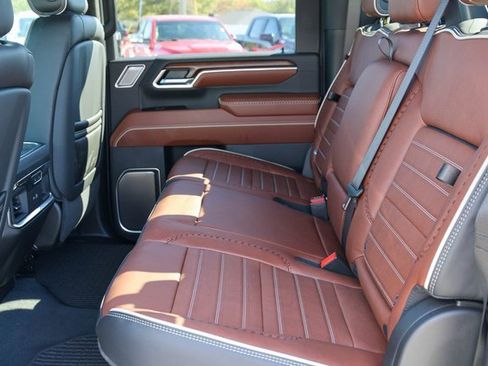 New 2026 GMC Sierra 3500 Denali Ultimate image 19