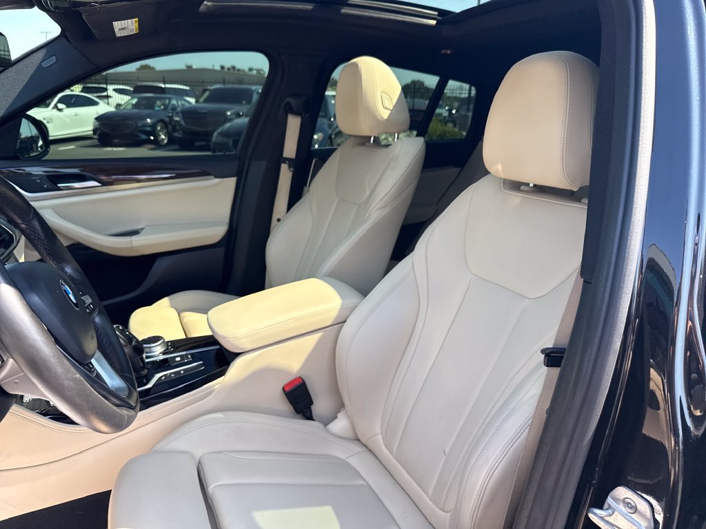 Used 2021 BMW X4 xDrive30i AWD/4WD image 19