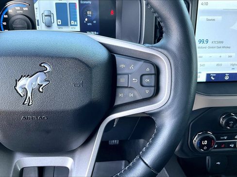 Used 2024 Ford Bronco Wildtrak AWD/4WD image 20